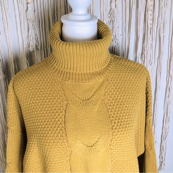 NWT Mustard Cableknit Turtleneck Sweater - Picture 11 of 14